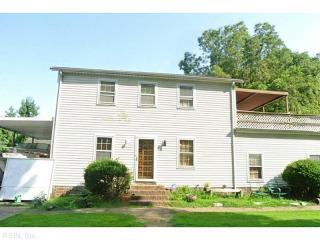 2000 Rokeby Ave, Chesapeake VA  23320-2450 exterior