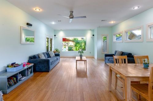 2426 Euclid Ave, Austin TX  78704-5589 exterior