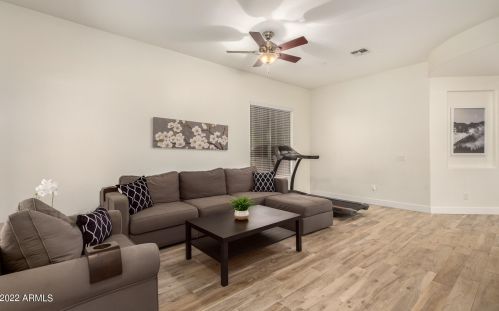 3691 Palmer St, Gilbert, AZ 85298-4832