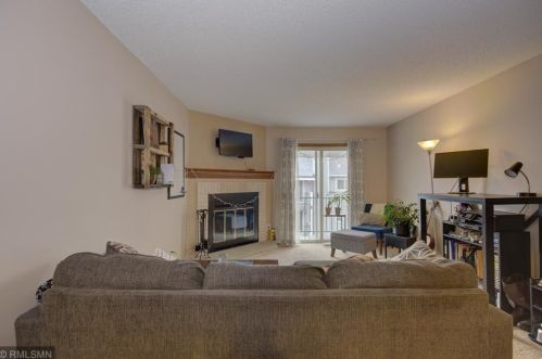 1713 Fulham St, Saint Paul, MN 55113-5250