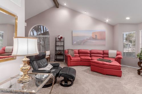 5444 Riviera Dr, Glendale AZ  85304-2422 exterior