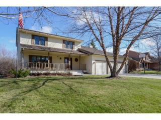4565 Glacier Ln, Minneapolis, MN 55446-3420