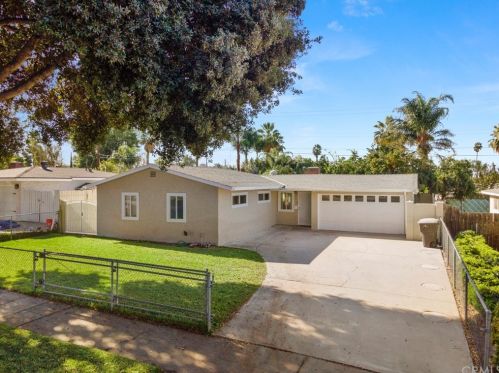 4036 Mescale Rd, Riverside, CA 92504-2929