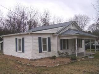 6550 Andrew Johnson Hwy, Whitesburg, TN 37891-9306