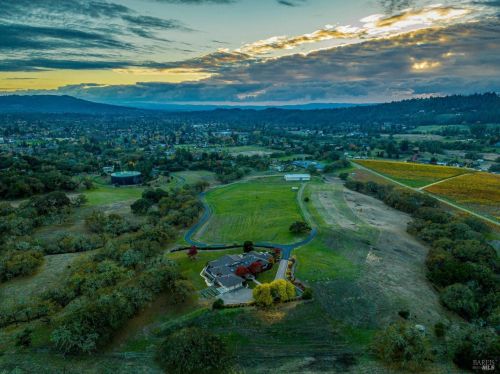 4933 Harville Rd, Santa Rosa CA  95409-2516 exterior