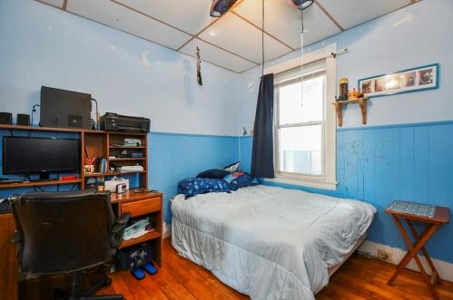 91 Southgate St, Worcester MA  01603-2846 exterior