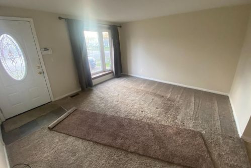 1438 Gumbert Dr, Amelia, OH 45102-1439