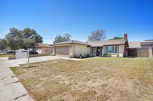 4704 Lakewood Dr, San Bernardino, CA 92407-2866