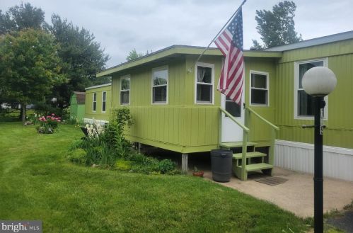 179 Conodoguinet Mobile Est, North Newton, PA 17241-9492