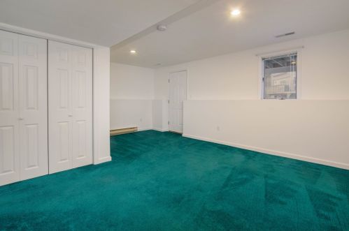 77 Dorchester Way, Nashua NH 03064-8121 exterior