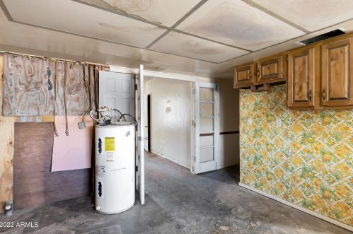 2930 17 Ave, Phoenix AZ exterior