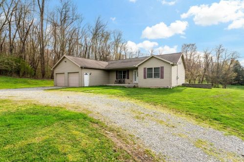 165 Mount East Rd, South Connellsville, PA 15425-6097