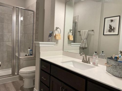 412 Fair Oaks Dr, Georgetown TX  78628 exterior