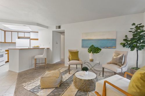 15 Baya, Trabuco Canyon, CA 92688-2947
