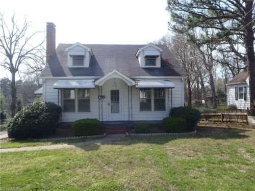 126 Harper St, Winston Salem, NC 27104-3812