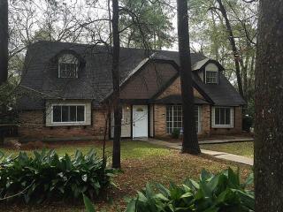 2507 Creekleaf Rd, Houston, TX 77068-1609