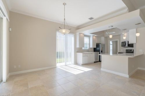 7829 Orvieto Ct, Naples FL  34114-2634 exterior