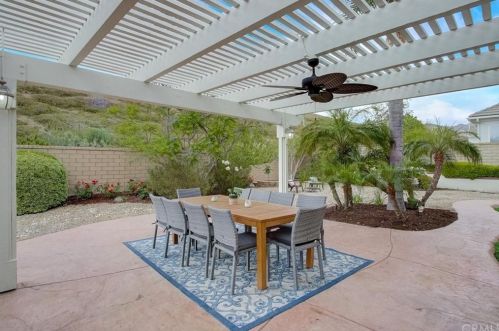 5391 Evening Sky Dr, Simi Valley CA  93063-5744 exterior