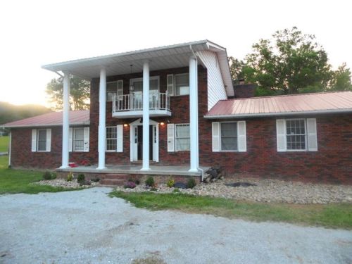 8252 Hwy 297, Pioneer TN  37847-4058 exterior