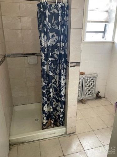 377 Smith St, Perth Amboy NJ  08861-3922 exterior
