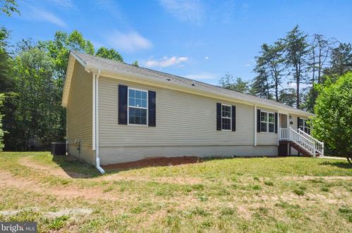 7801 Lake Anna Pkwy, Spotsylvania, VA 22551-3390