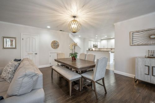 416 Emily Rose Cir, Windsor CA  95492-7732 exterior