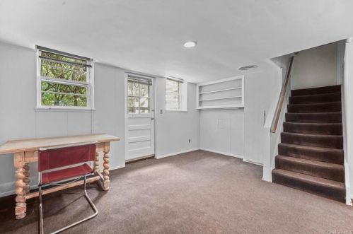 19 Chesley Rd, White Plains NY  10605-4511 exterior