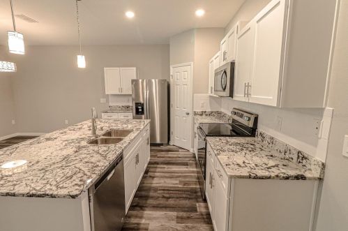 1713 14th St, Sanford FL  32771-3102 exterior