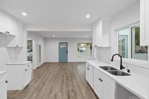 1301 Marcelle St, Compton CA  90221-4413 exterior