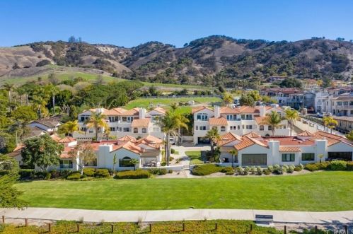 304 Ebb Tide Ln, Pismo Beach, CA 93449-1600