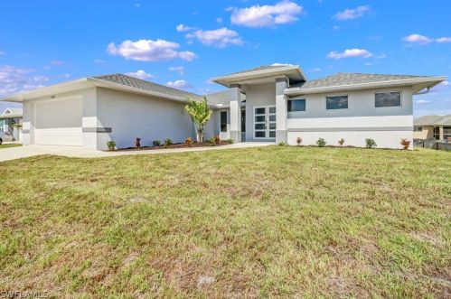 1149 6th Ave, Cape Coral, FL 33909-1391