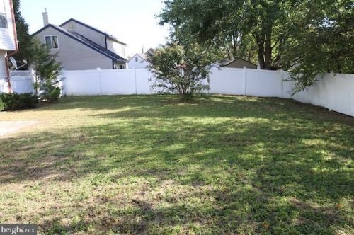 414 Wind Dr, Dover DE  19901-6692 exterior