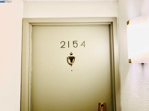 2154 Shelter Creek Ln, San Bruno, CA 94066-6038