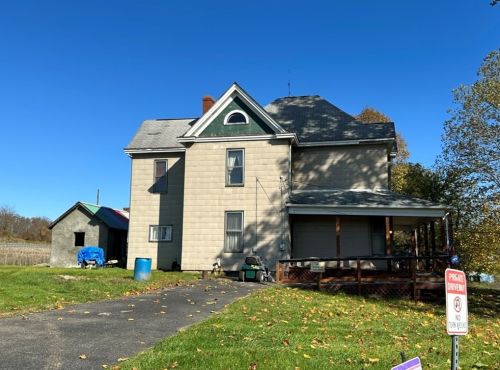 107 Donley Rd, Eighty Four, PA 15330-2069