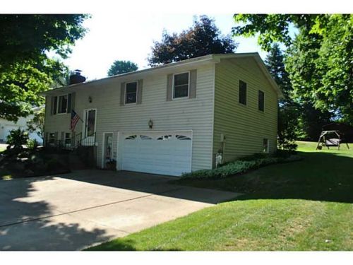 5303 50th St, Fairview, PA 16415-2340