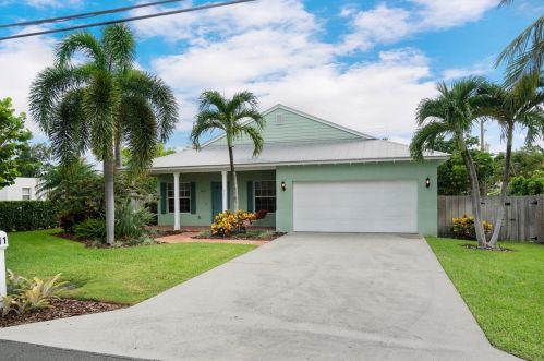 411 7th St, Boynton Beach, FL 33426-3611