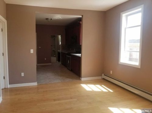 30 Grace St, Irvington NJ  07111-3506 exterior