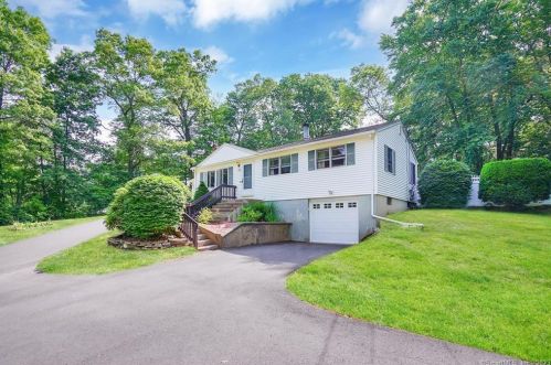 144 Ellington Ave, Ellington, CT 06029-4322