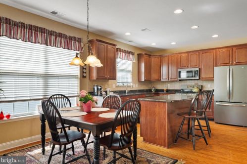 122 Somerfield Rd, Swedesboro NJ  08085-2504 exterior