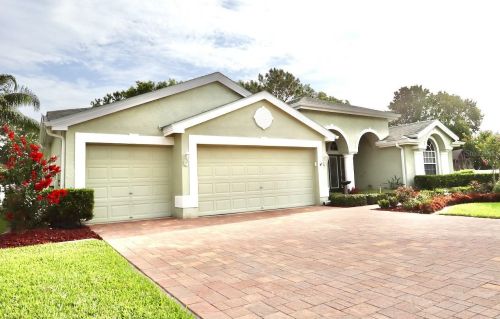 1004 Toski Dr, New Port Richey, FL 34655-4640