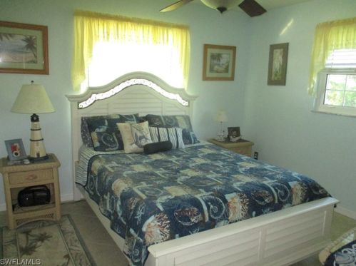 4472 Lake Heather Cir, Saint James City FL  33956-2614 exterior