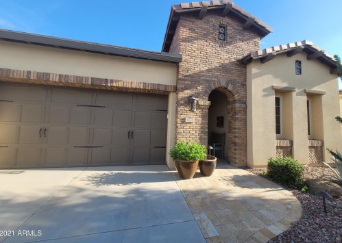 1773 Maygrass Ln, San Tan Valley, AZ 85140-5016