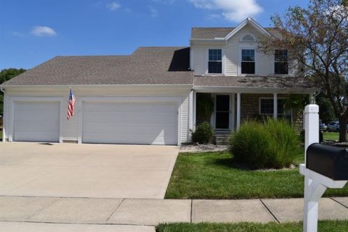 3672 Shorewood Dr, Amelia, OH 45102-1378