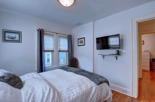 44 Newton Ter, Waterbury CT  06708-1919 exterior