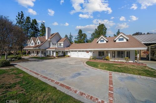 41664 Camino Del Vino, Temecula CA  92592-8439 exterior