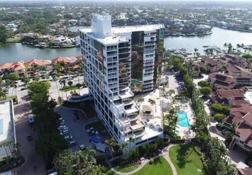 4751 Gulf Shore Blvd, Naples, FL 34103-2628