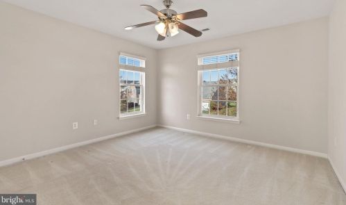 12257 Tulane Fls Dr, Bristow VA  20136-2183 exterior