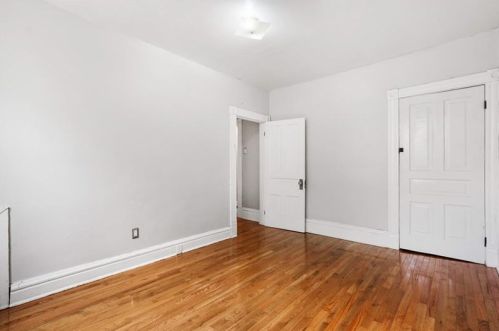 316 Mathilda St, Pittsburgh PA 15224-2142 exterior