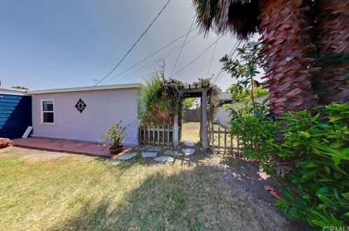 4333 Falcon Ave, Long Beach CA 90807-2503 exterior