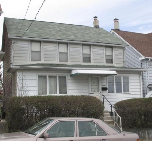 678 Mckinley St, Hazle Township, PA 18201-4040